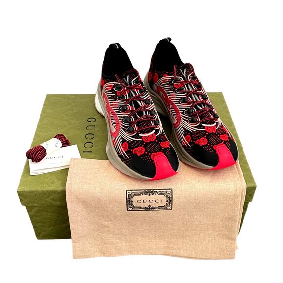 GUCCI Men's GG Run Sneakers Technical Knit 680900 Red Black Gray Sz 11 US 11.5 - Picture 2 of 16